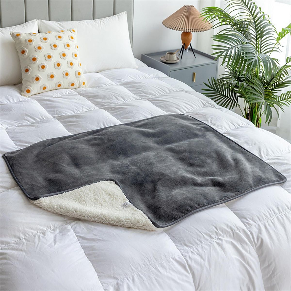 Dog Bed Mat Cozyshield Pet Blanket Waterproof Washable for Dogs Grey