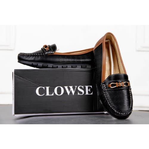 Female Flat Shoe