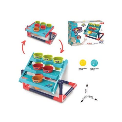 Kids Play Toss Game