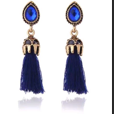 Classy Studs Tassel Combo - 4 In 1