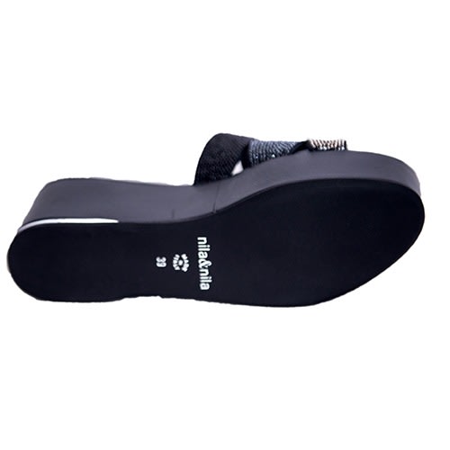 Nila & Nila Wedge Slippers - Black