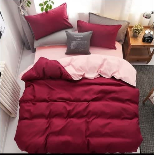 Bedsheet Duvet Set - Plain Red And Pink - Family Size - 4 Pillowcases