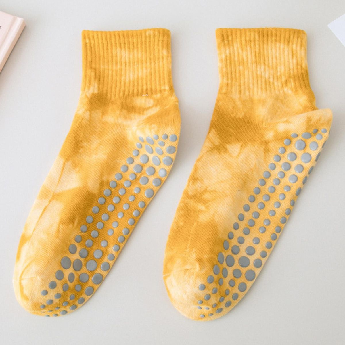 Colorful Tie-dye Yoga Socks Breathable Cotton Non-slip for Dance Yellow