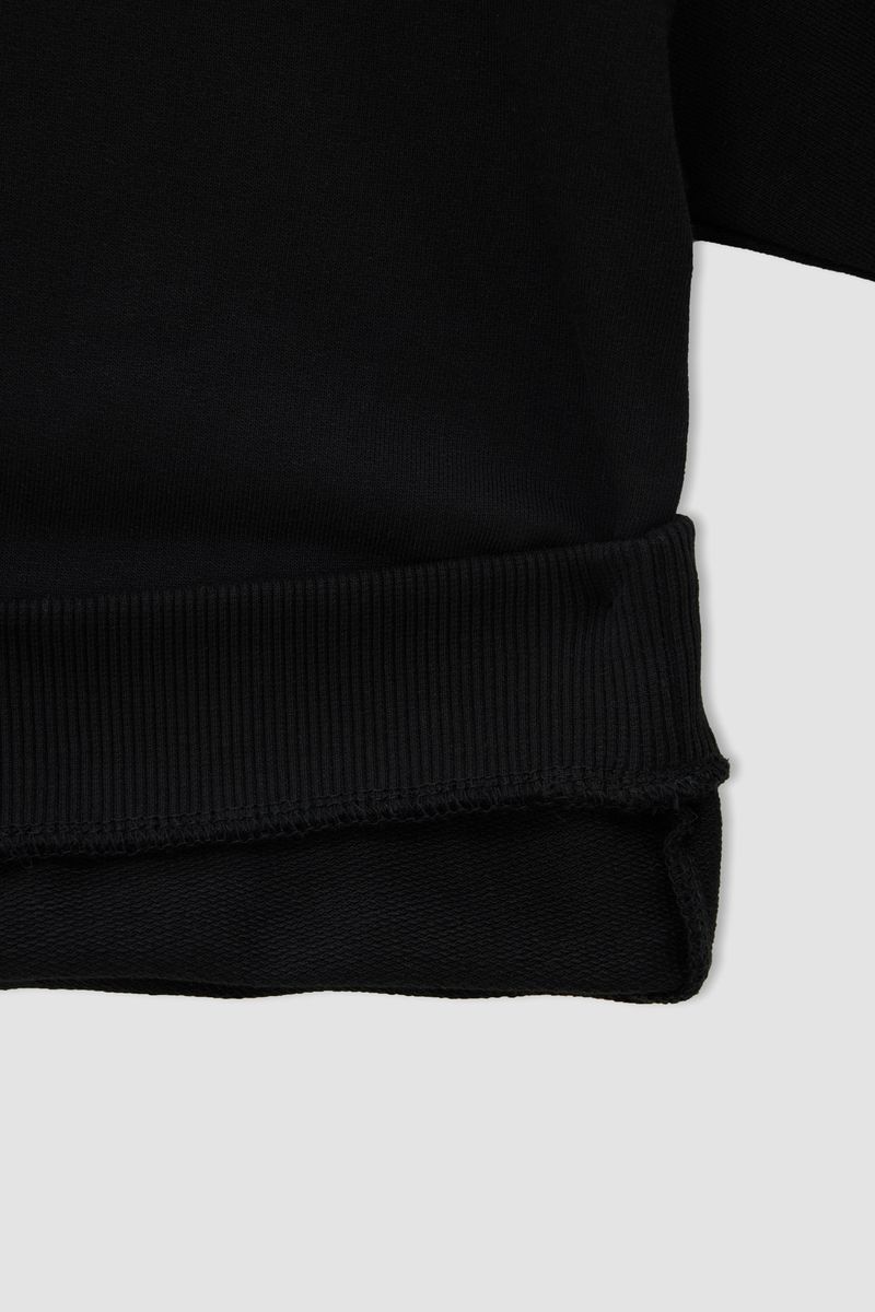 Girl Regular Fit Crew Neck Knitted Sweatshirt - Black
