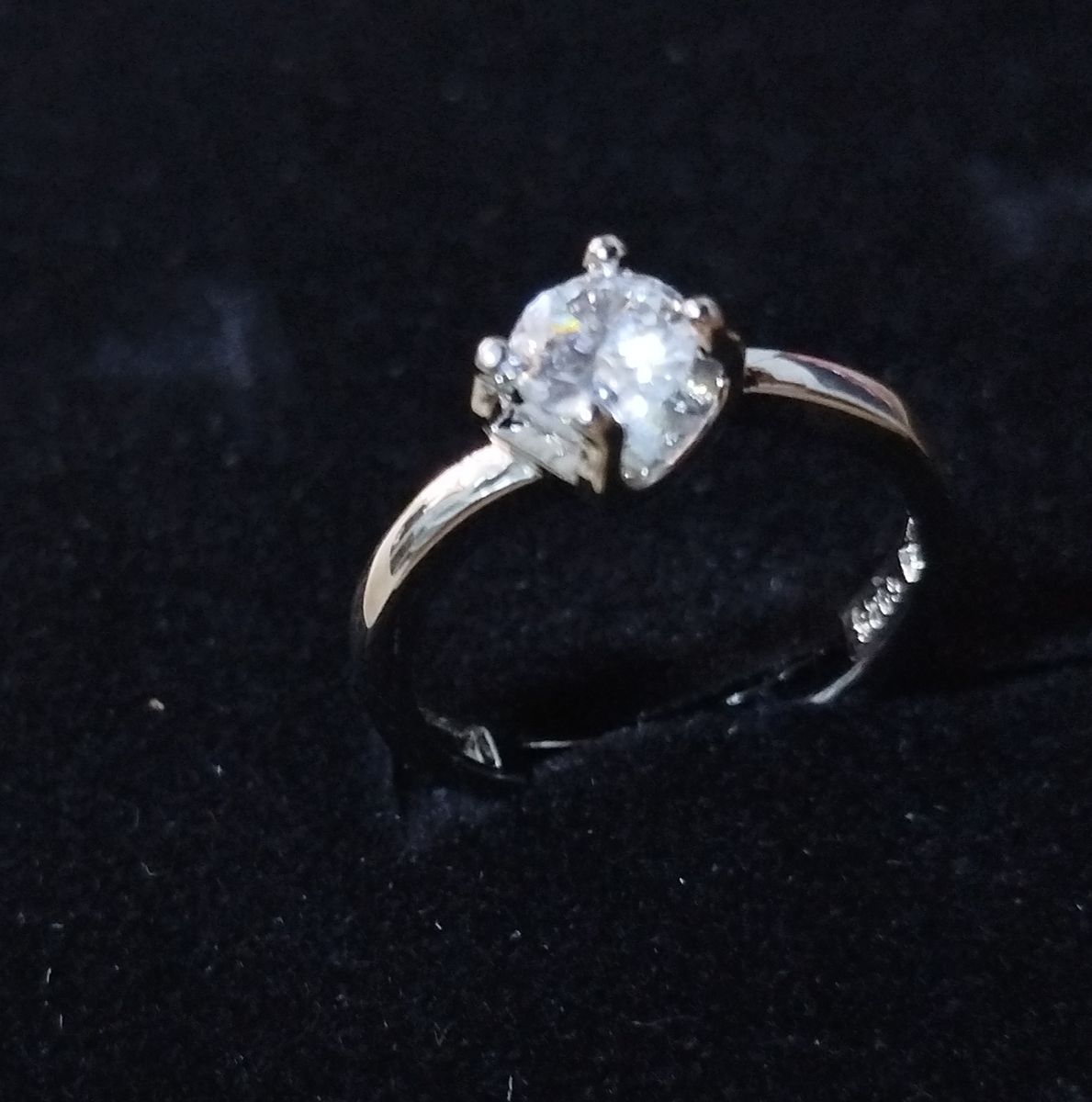 Adjustable Silver Engagement Proposal Ring With Case
