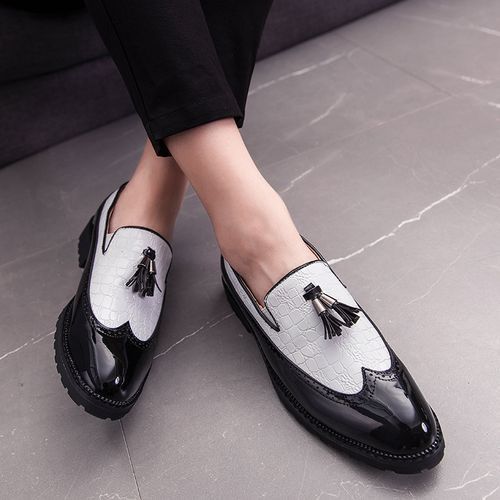 Big Size Men Tassel Brogue Leather Shoes-White