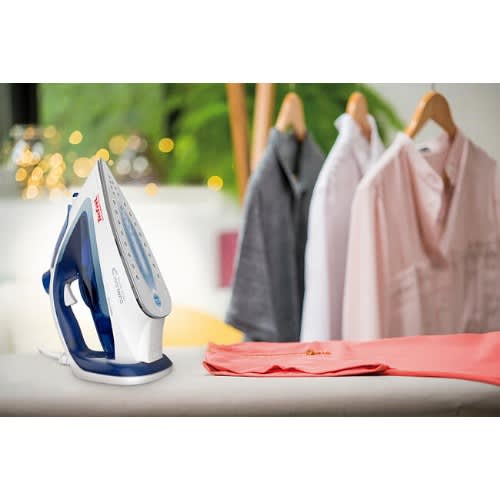 Easygliss Plus Steam Iron - 2400W