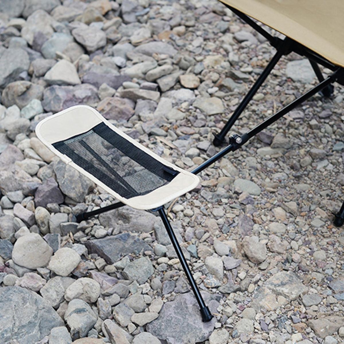 Folding Chair Portable Camping Chair with Adjustable Footrest Beige