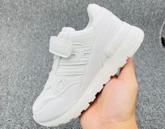 Children Sport School Shoe -White