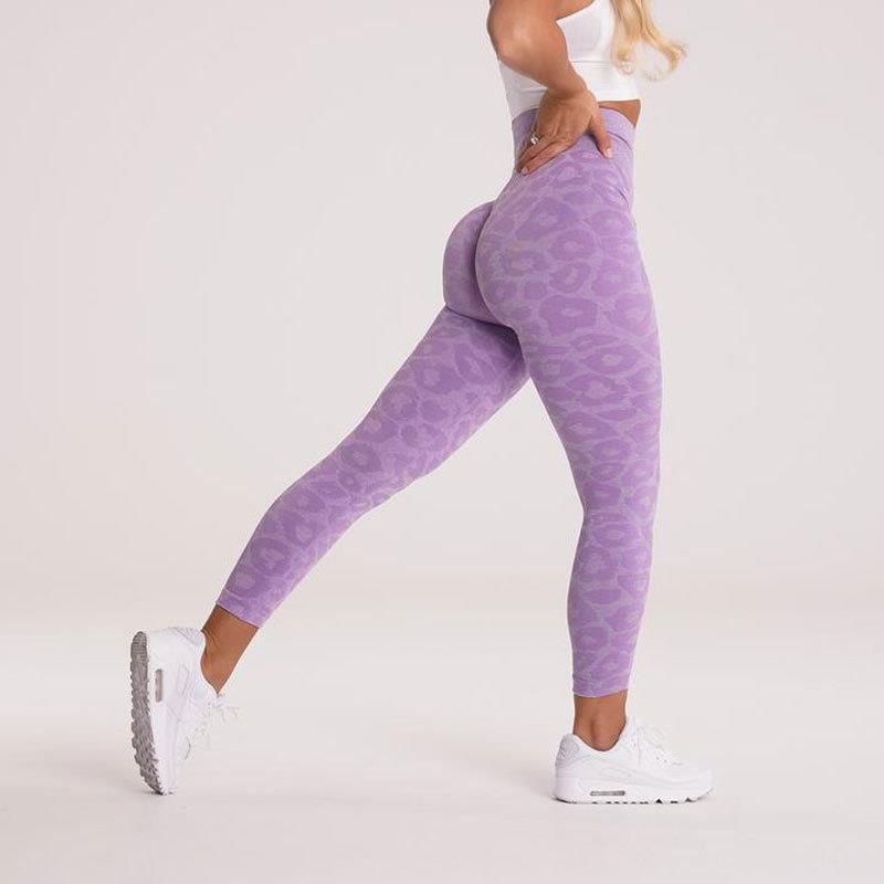 Snowflake color leopard pattern cropped pants hip lifting animal pattern outdoor sports seamless Yoga Pants