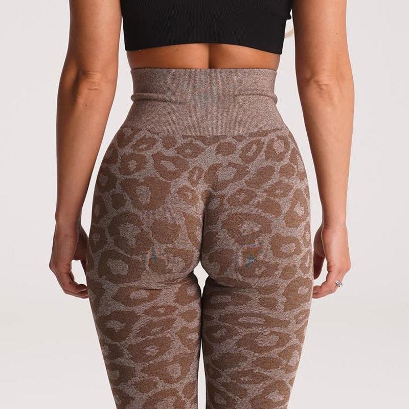 Snowflake color leopard pattern cropped pants hip lifting animal pattern outdoor sports seamless Yoga Pants