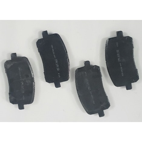 Front Ceramic Disc Brake Pad Set - 4 Pieces -  Qs Zd 923