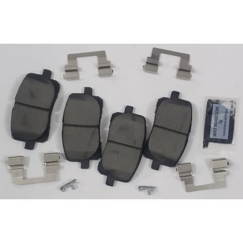 Front Ceramic Disc Brake Pad Set - 4 Pieces -  Qs Zd 923