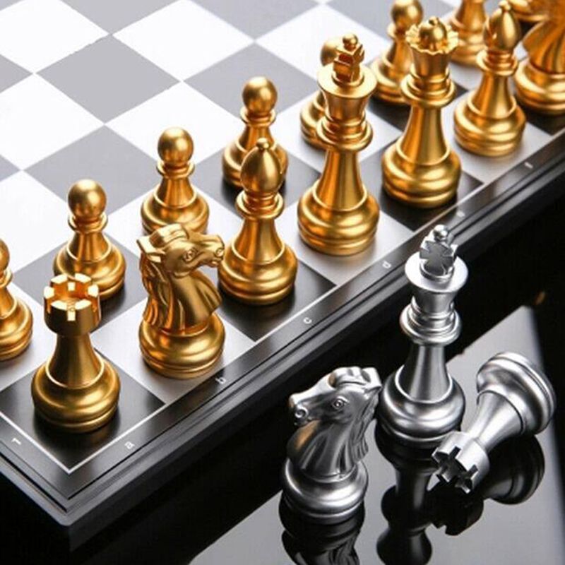 32pcs  Gold Silver Chess  Medieval Chess Set With High Quty Chessboard  Magnetic Board Game