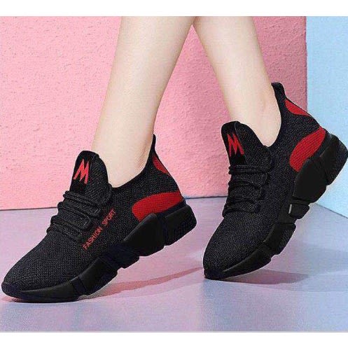 Women Lightweight Sports Sneakers - Black And Red