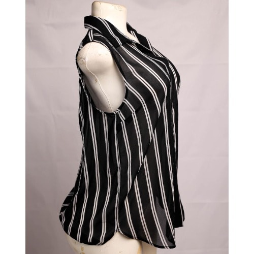 Sleeveless Blouse- Black & White