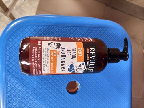 MEN CARE SOLUTIONS 3 In 1 - Beard, Face And Hair Wash 300ml