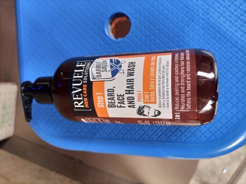 MEN CARE SOLUTIONS 3 In 1 - Beard, Face And Hair Wash 300ml