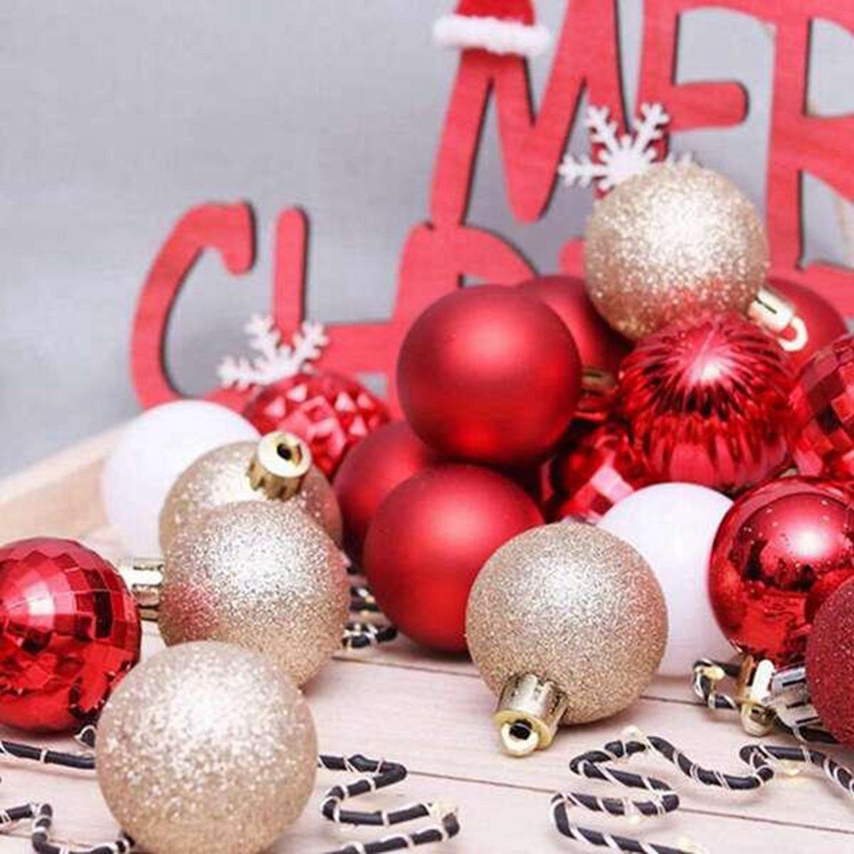 6PCS Christmas Tree Decoration Ball, New Year Decoration Shopping Mall Ceiling Window Bright Hollow Ball,Silver