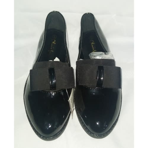 Trendy  Ladies Loafers With Bow - Black