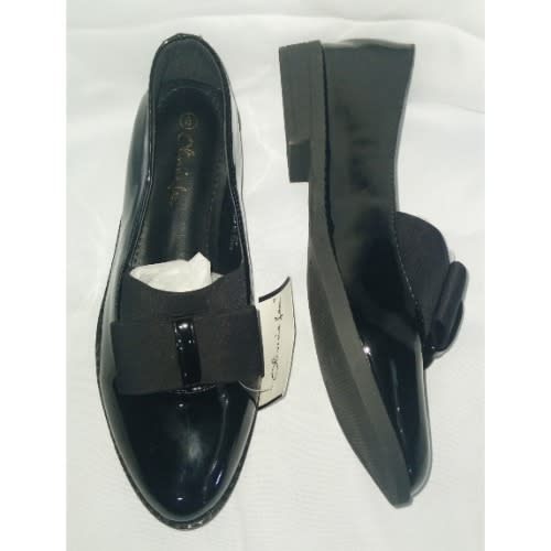 Trendy  Ladies Loafers With Bow - Black