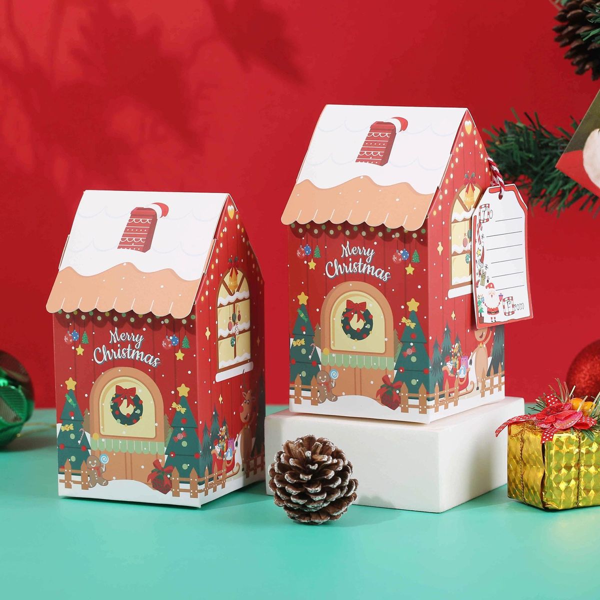 Cookie Gift Boxes 10-piece Festive Gingerbread House Candy for Xmas Red