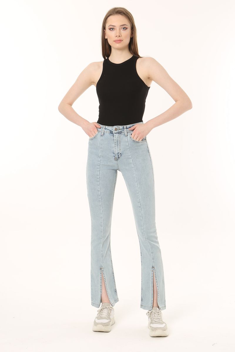 Women Front Hem Slit Detail Flare Fit Jean Trousers