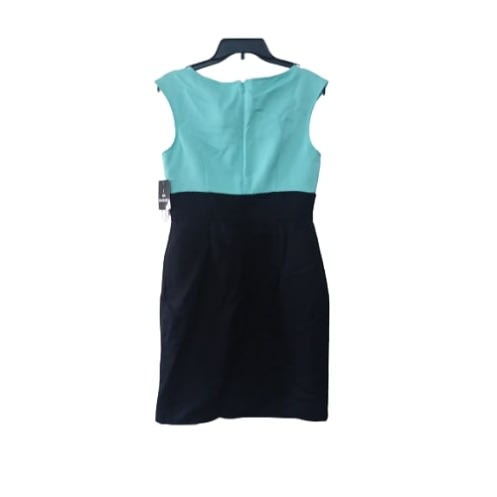 Women's Short Dress With Ruffled Rose Side Chest