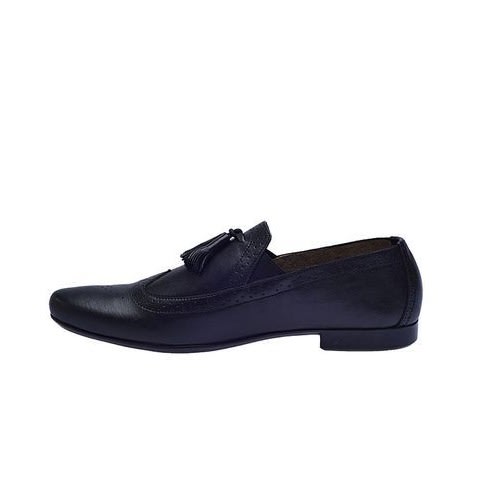 Leather Slip-on With Tassels - Black
