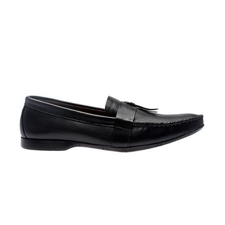 Loafers With Belt Detail - Black