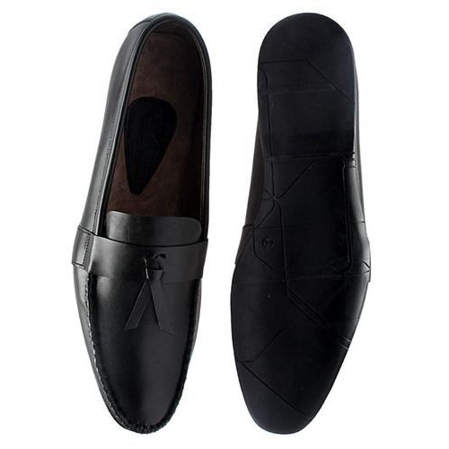 Loafers With Belt Detail - Black