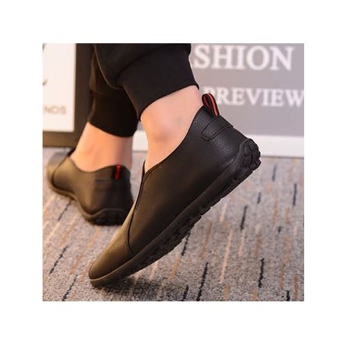Men Causal And Formal Slip-on Leather Shoe