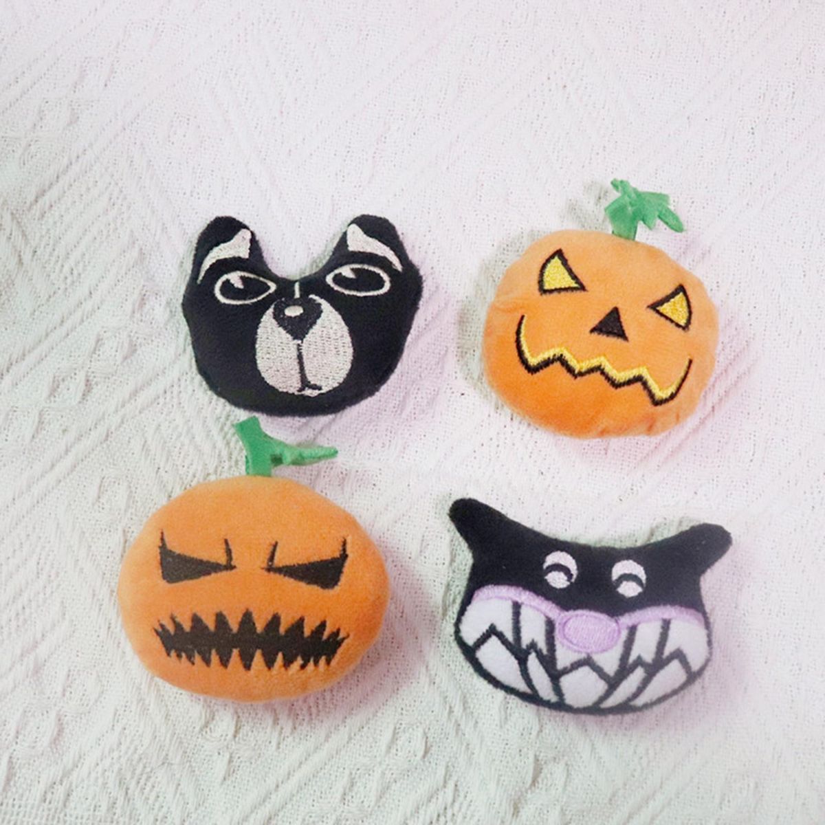 Durable Pet Toy 8pcs Halloween Pet Squeaky Toy Set Bite for Dogs White