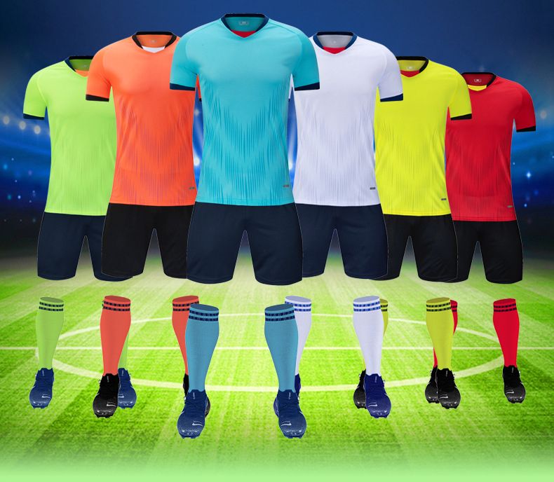 Short Sleeve Striped T-shirt Shorts Men Soccer Jersey Set