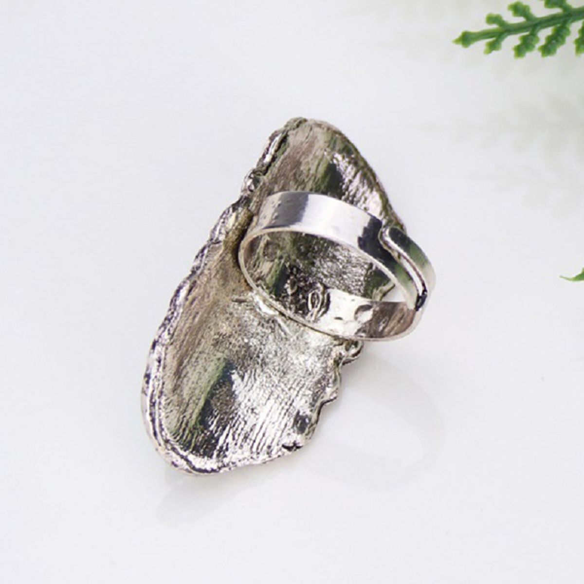 Stone Rings Carved Flower Oval Opening Ring Retro Silver