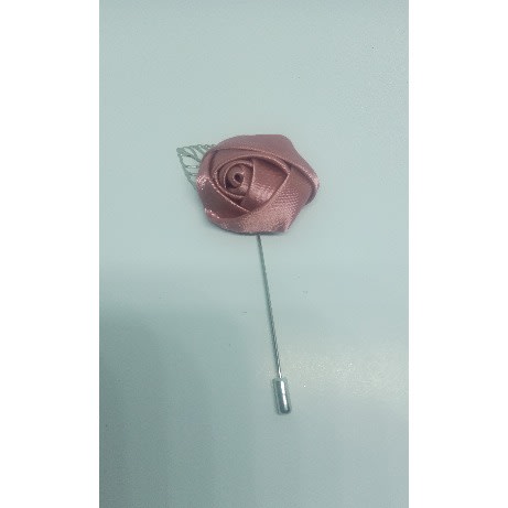 Onion Lapel Brooch With Silver Leaf