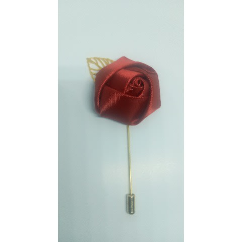 Lapel Brooch With Gold Leaf -Red