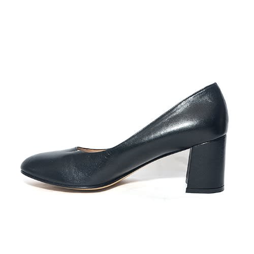 Leather Court Shoe - Black