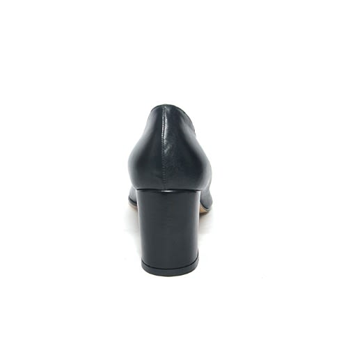 Leather Court Shoe - Black