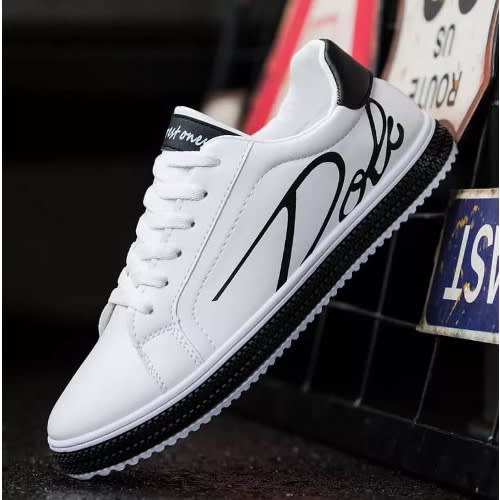 Casual Sneakers - White