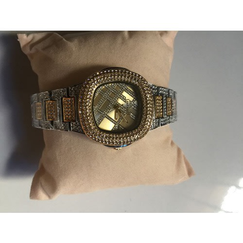 Women's Iced Luxury Bracelet Strap Watch - Gold