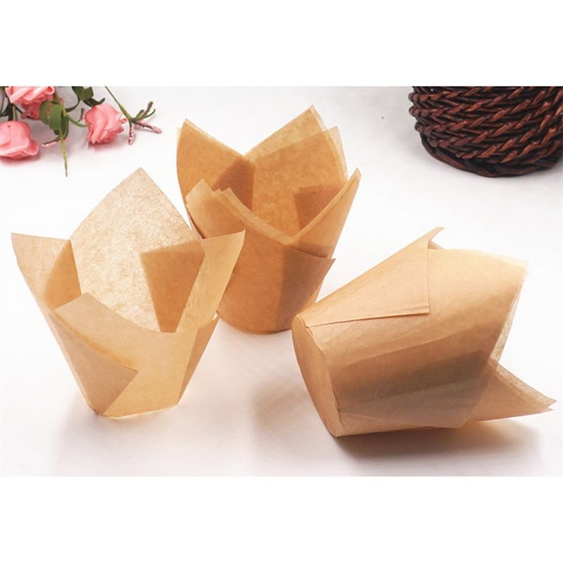 Hifuar 50Pcs Set Disposable Tulip Flower Chocolate Cupcake