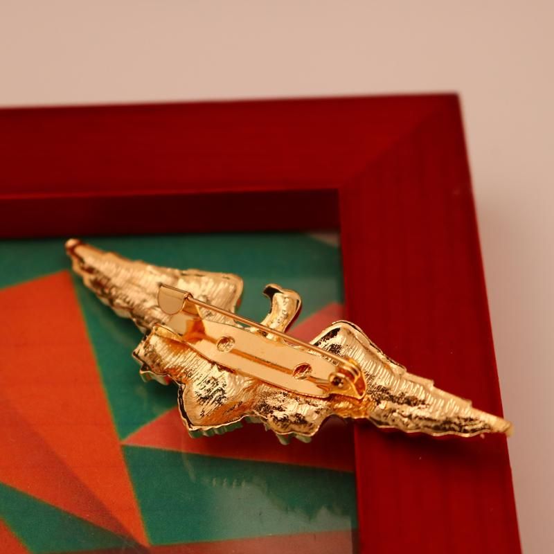 Men's Elegant Fashion  Eagle Brooch Pin Lapel Party
