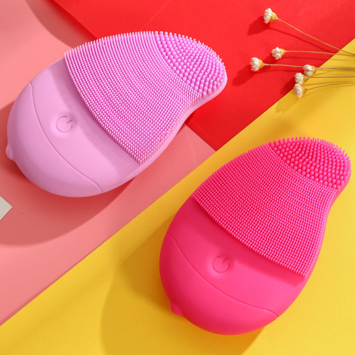 Silicone Mini Facial Cleansing Brush With 15 Vibration