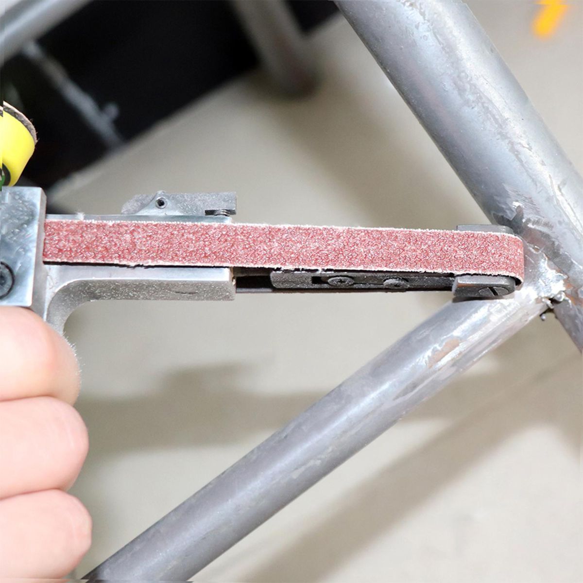 Electric Belt Sander Mini Belt Sander Electric Grinder Small Grinding Machine Hand-held Electric Belt Sander with Sanding Belts