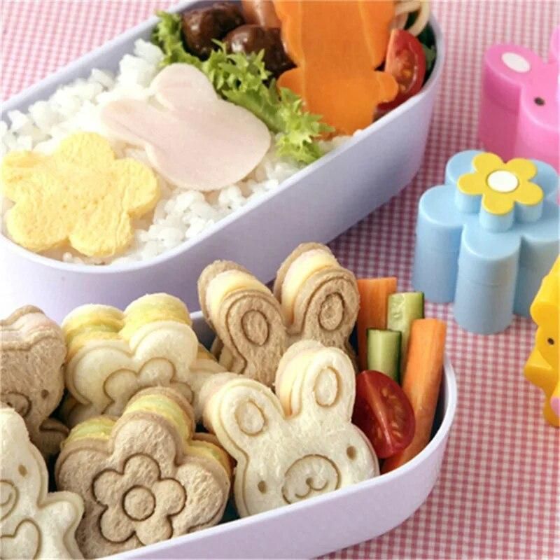 3Pcs Cute Sandwich Cutters Mini Cookie Cutter Shapes Set Bread Biscuit Embossed Device For Kids Plastic Bento Cutter Tool Molds
