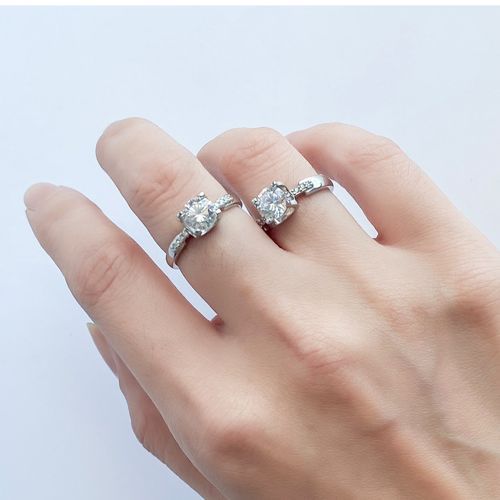 Diamond Inlaid Open Wedding Ring Ox Horn Four Claw 925 Silver Ring