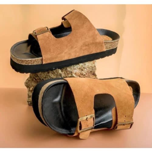Realwon Suede Stock Slippers - Brown