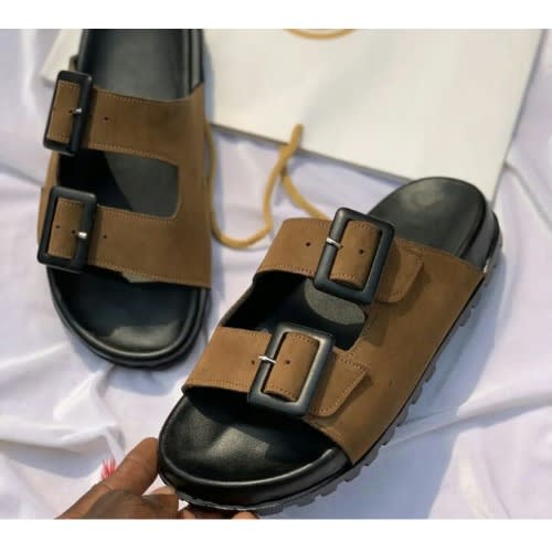 Realwon Buckled Male Slippers - Brown
