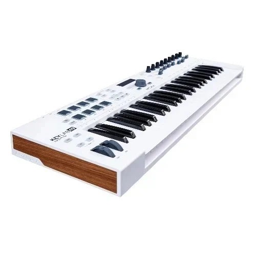 Arturia Keylab Essential 49 Controller